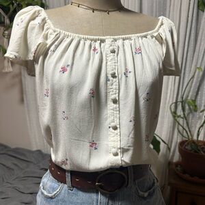 Abercrombie & Fitch Cream Flutter Sleeve Ruffled Blouse